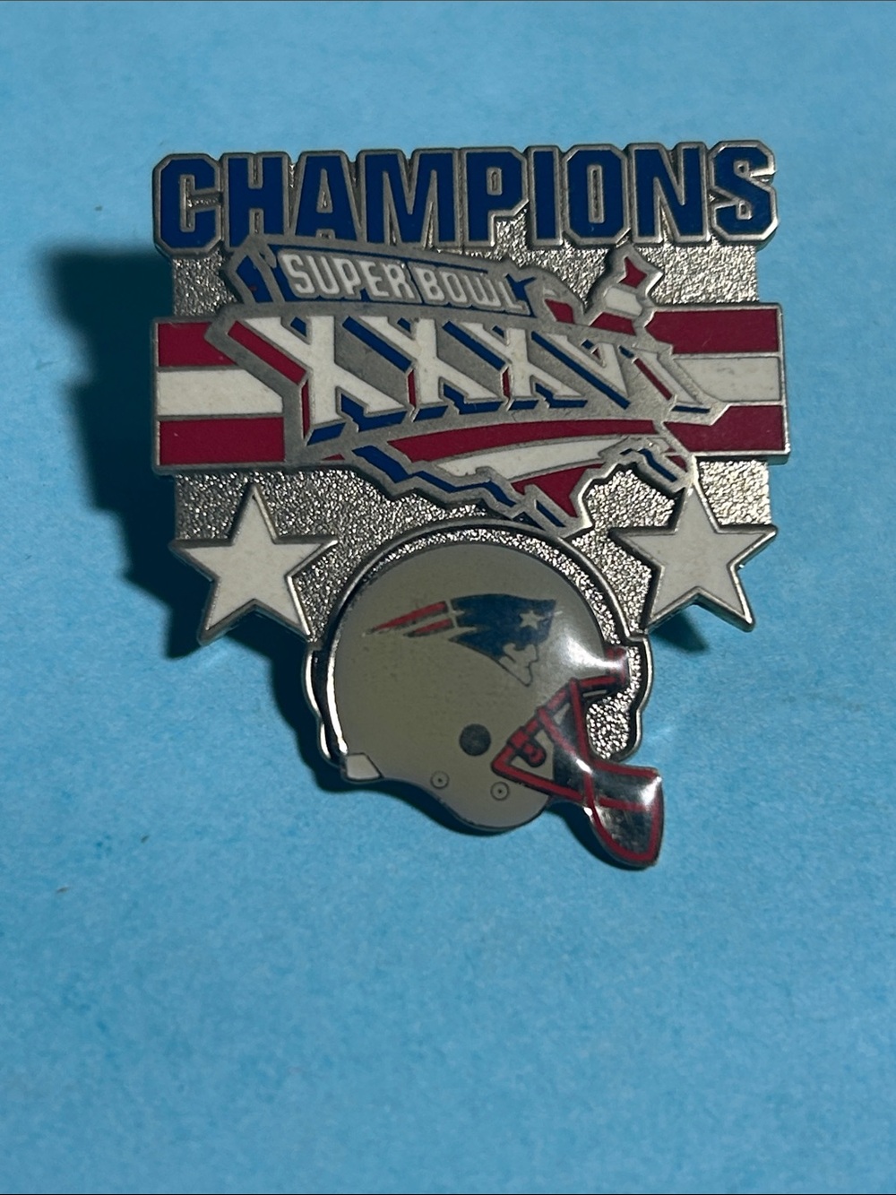 2001 Super Bowl XXXVI New England Patriots Champions pin